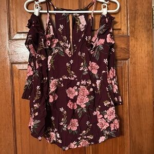 American Eagle spaghetti strap top with sleeves off the shoulder